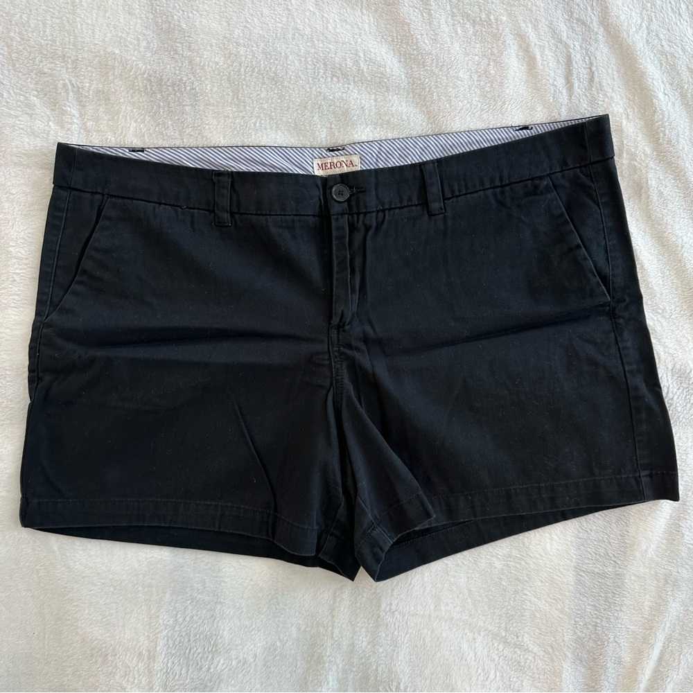 Merona Women's Black Cotton Chino Shorts, size 18, 4.5” Inseam